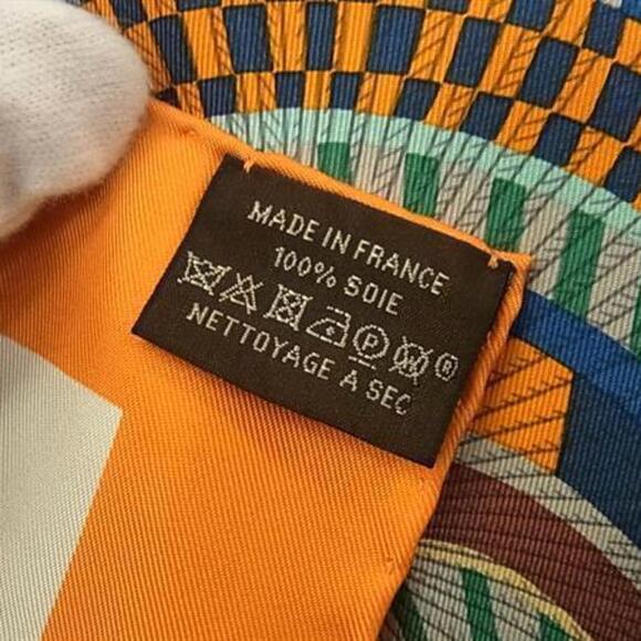 HERMES Black Silk Scarf - Picture 5 of 6